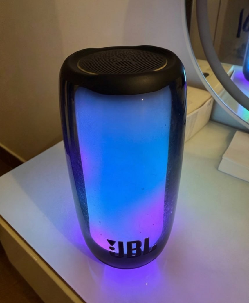 Jbl脉动5音响