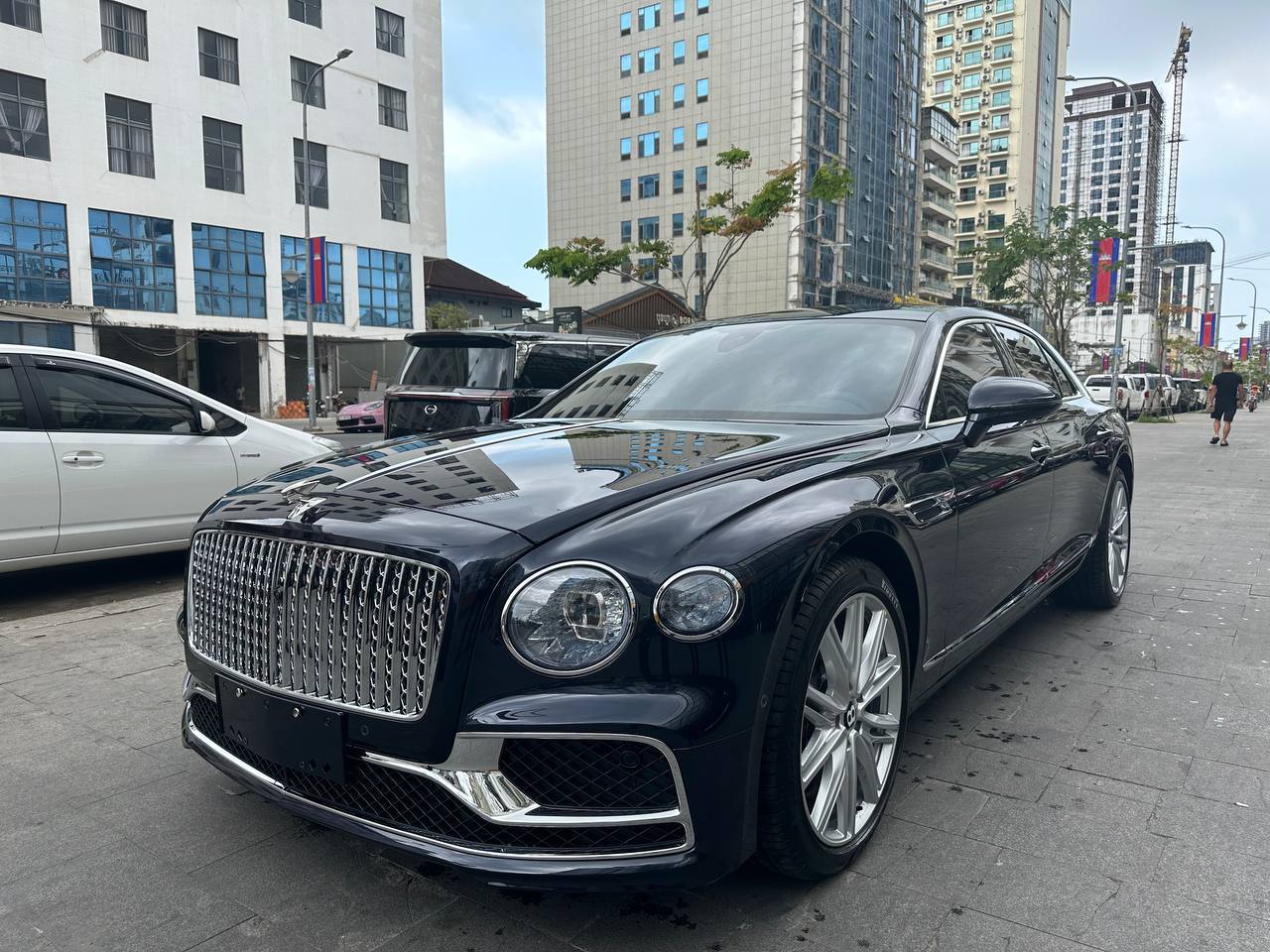 宾利-Bentley 飞驰