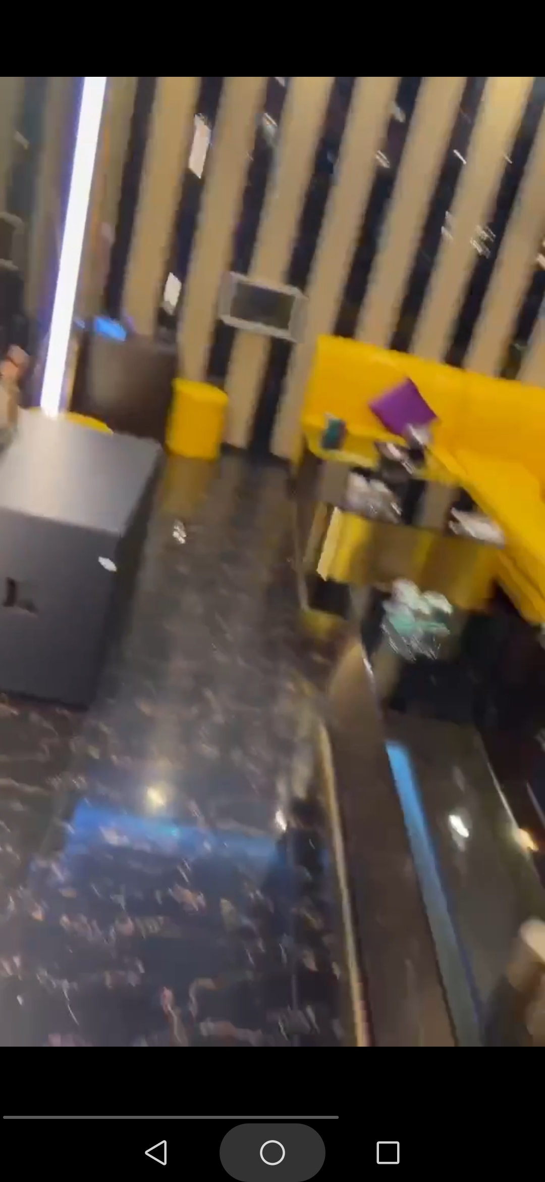 出售物品：包厢音响整套设备打包