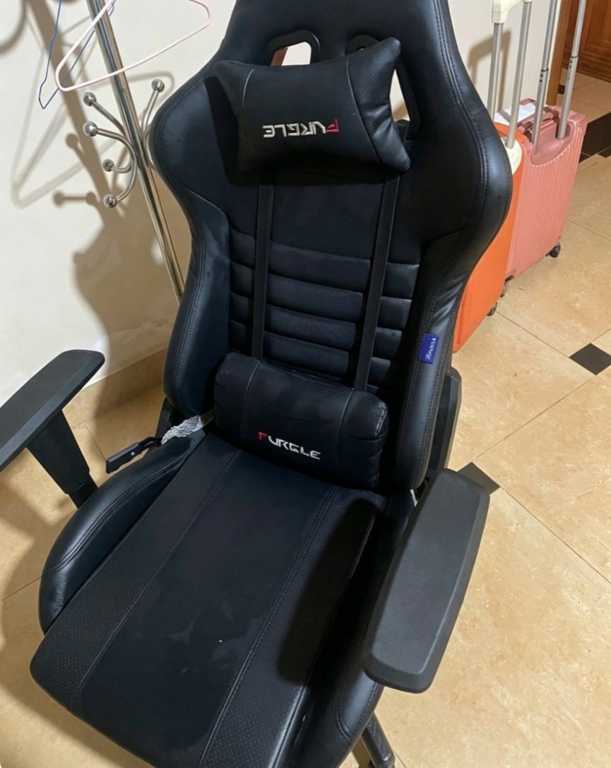 出售物品：电竞椅子 + 小冰箱两个 + 大冰箱