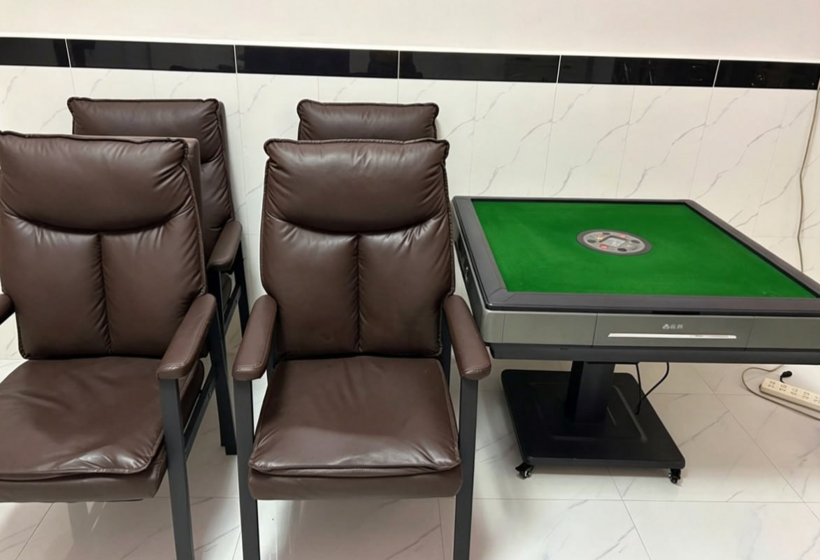 出售物品：麻将桌