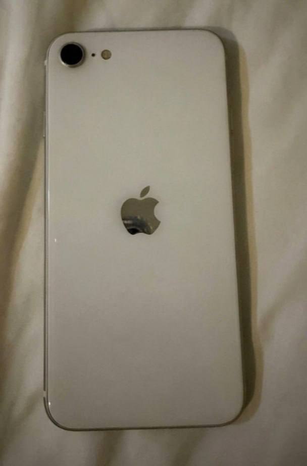 出售物品：iphone SE