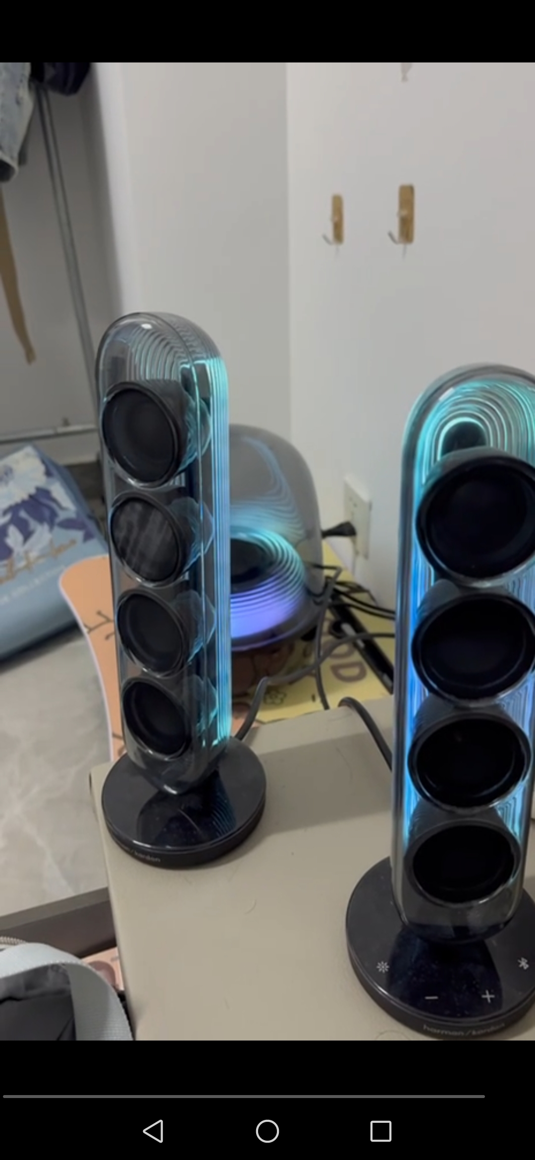 出售物品：哈曼卡顿水晶5