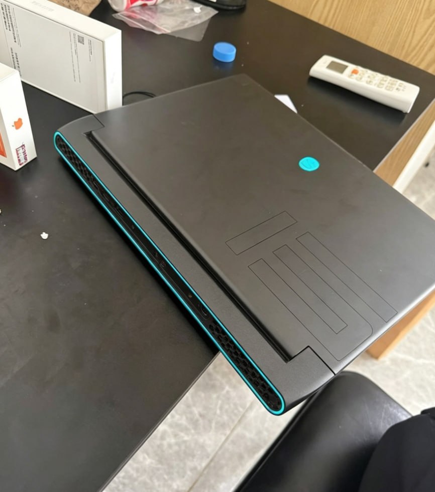 出售物品：外星人m15r7 + 3060显卡