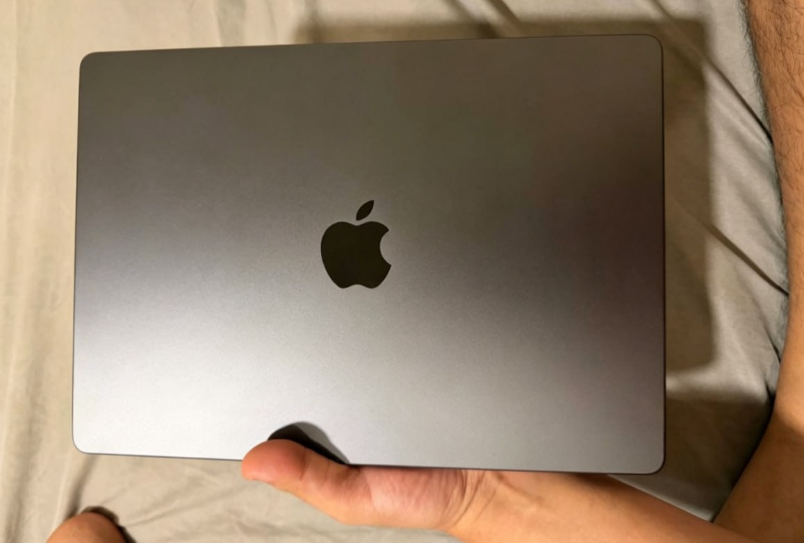 出售物品：MacBook Pro 14” M4