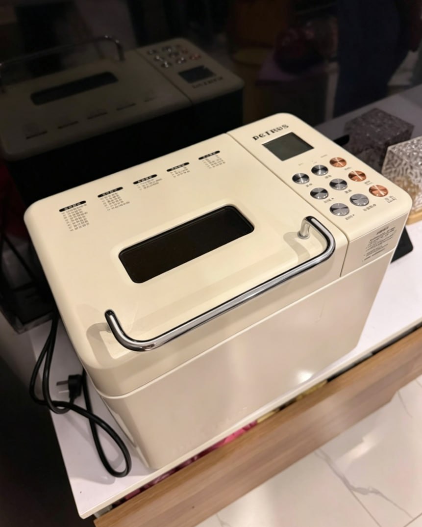 出售物品:锅碗 + 咖啡机 + 电饭煲
