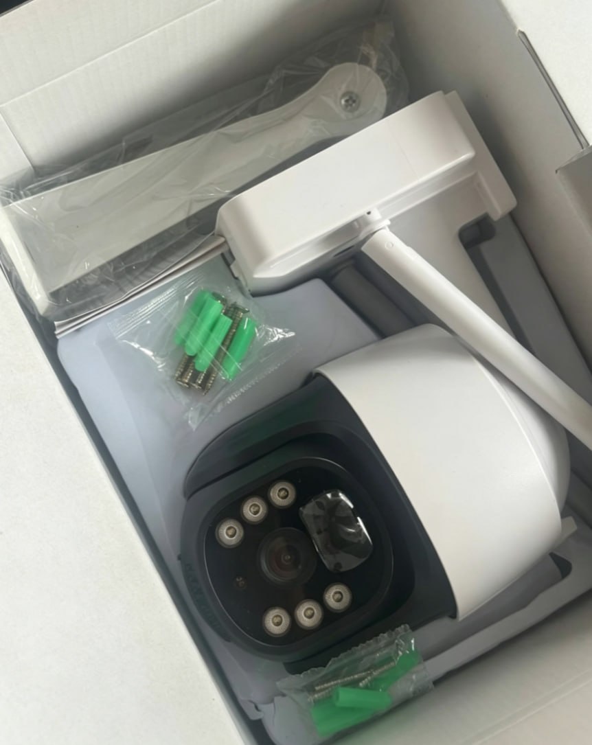 出售物品：4G太阳能监控设备