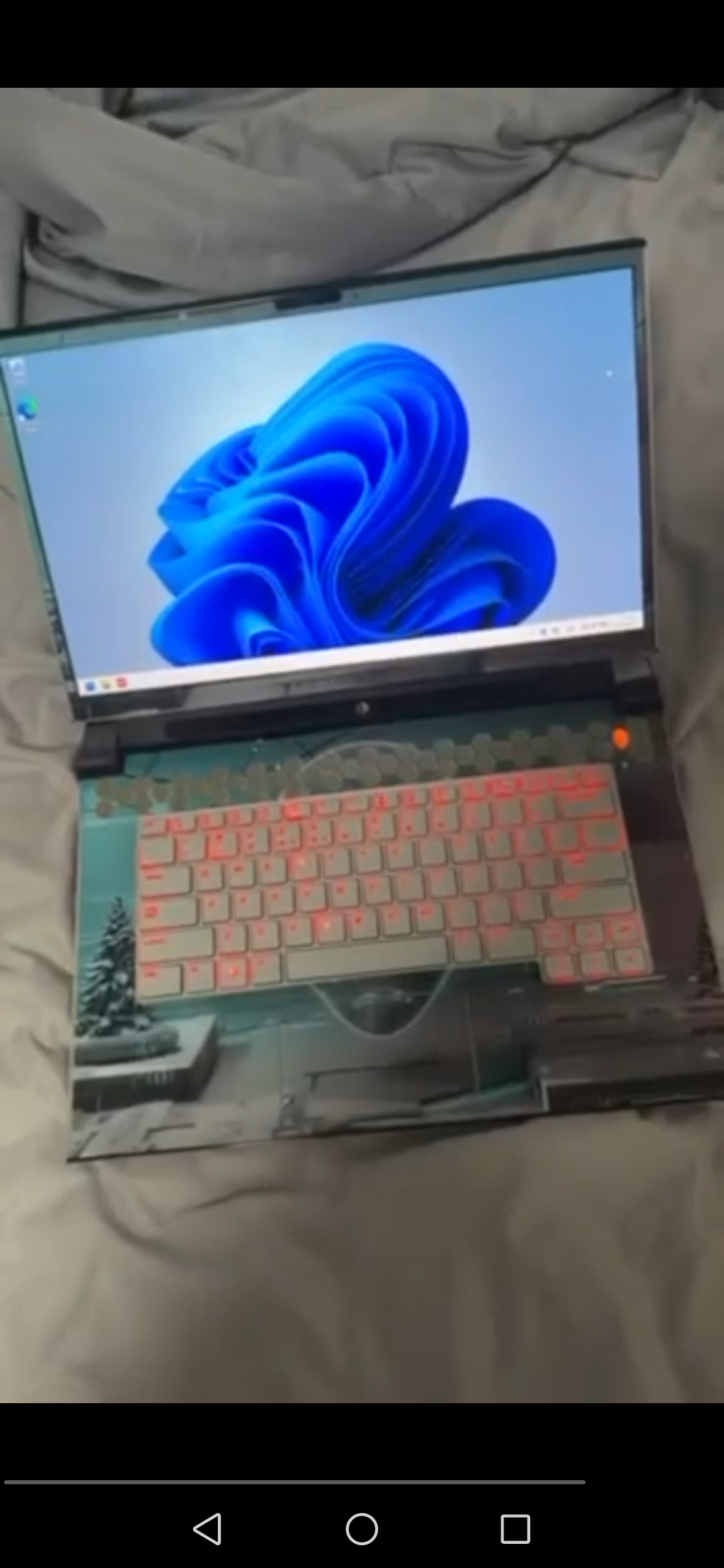 出售物品:外星人m15R2白色
