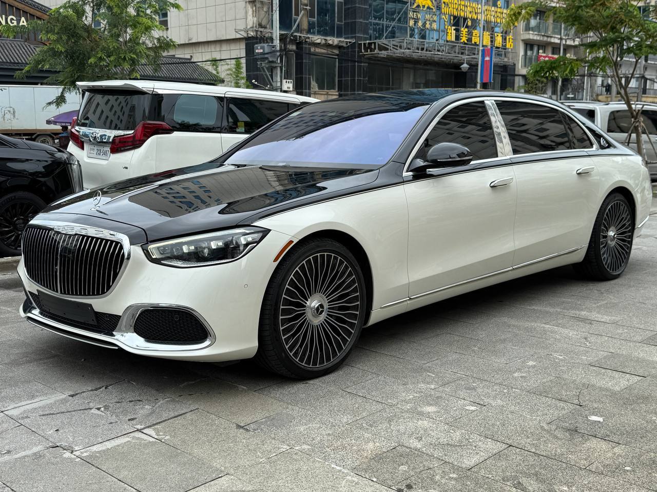 迈巴赫S580
