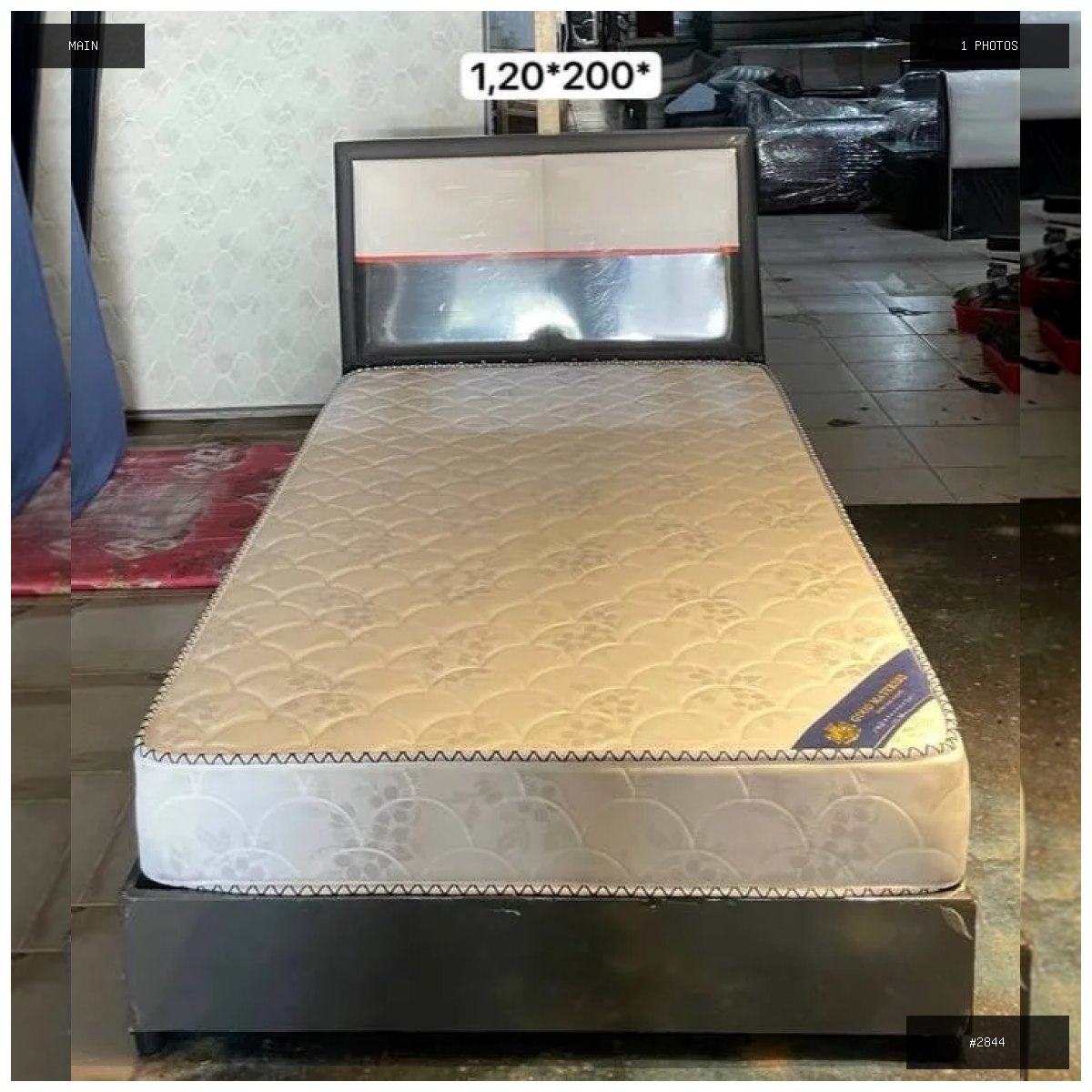 🟢 在售 📦 二手商品预览 🏷 木床1.2m*2m 💵 价格:$80 📍 城市:西港 📂 分类:…
