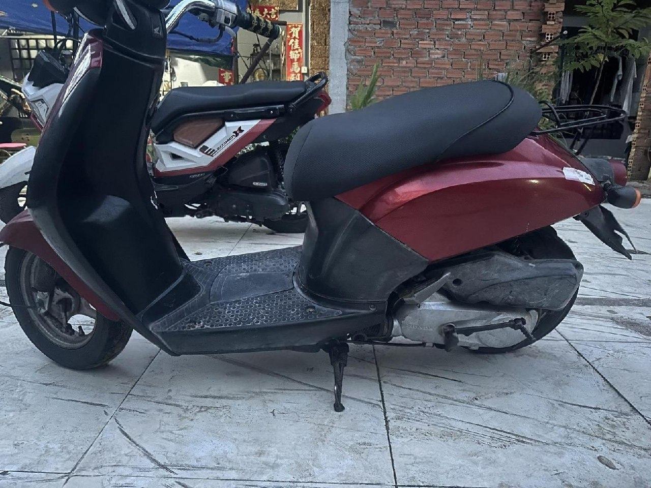 出售物品:220,不砍价,有id卡 价 格:私聊详谈 商品类别:#汽车摩托 位 置:#西港 凯旋…