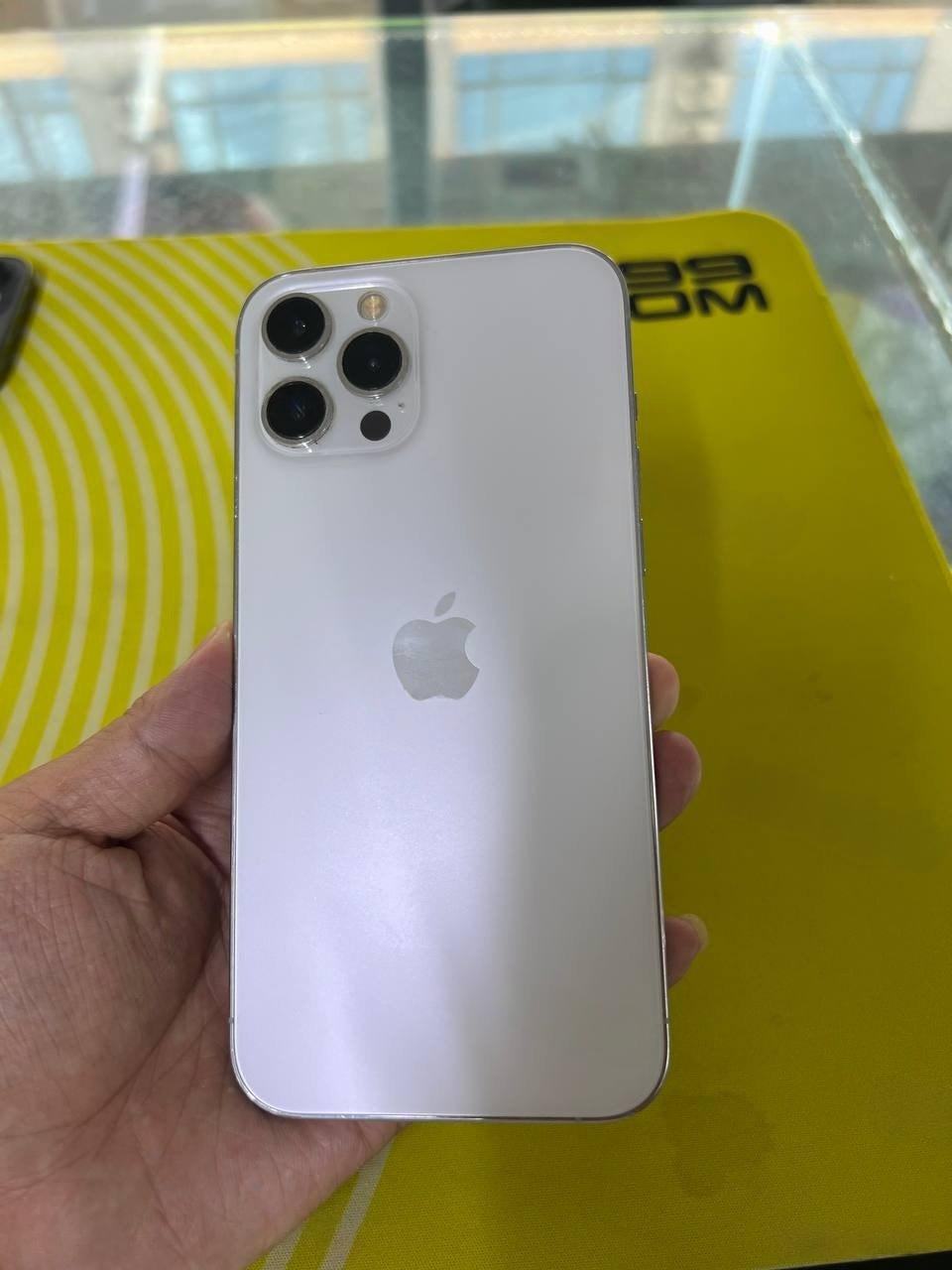 出售物品:12 Pro Max 256G…
