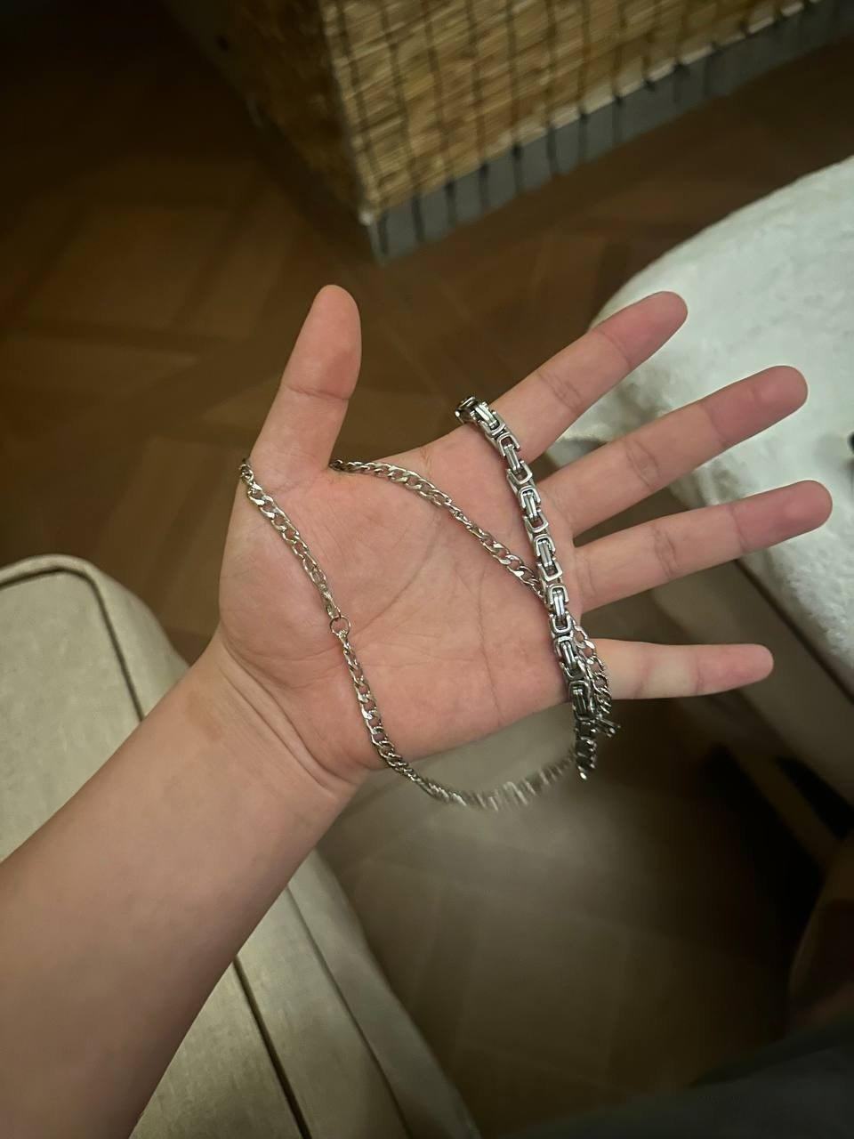 出售物品:项链 价 格:15 商品类别:…