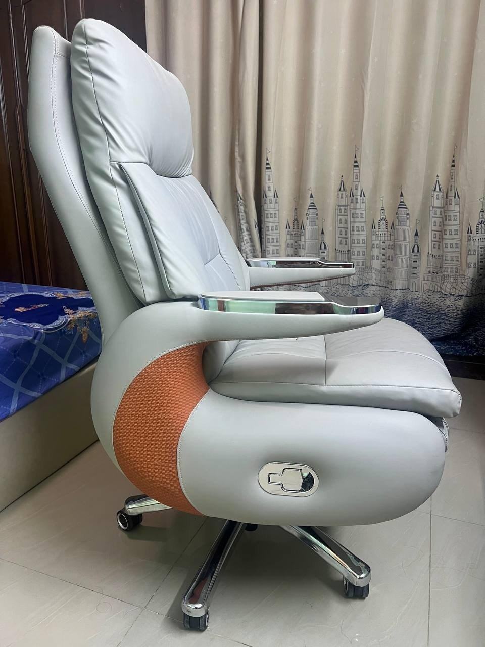出售物品：老板椅‍‌​‌​‌‌​​​‌‌​‌​​​​‌‌‌‌​‌​​‌‍ 价 格：160 USD…