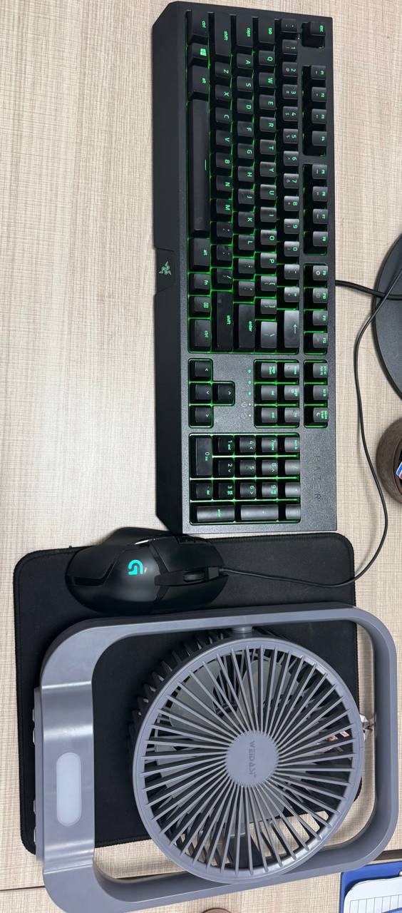 出售物品:如图所示 价 格: 30$ 商品类别:#数码 位 置:#西港 联系方式:@kkkkkk…