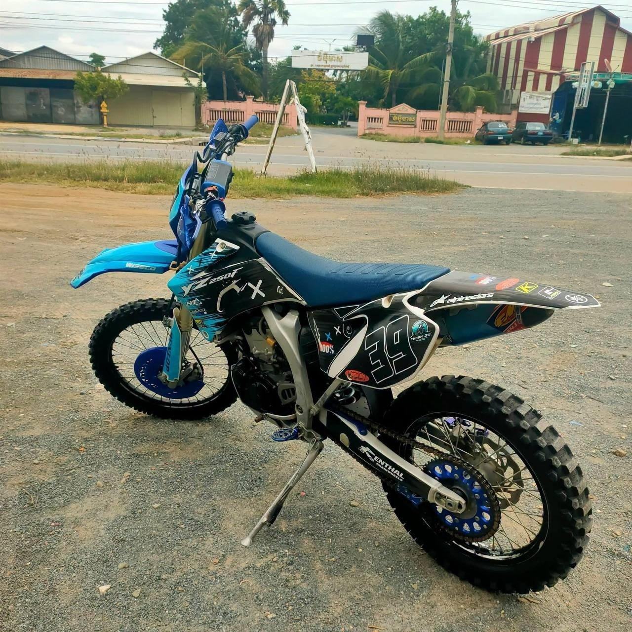 出售物品:摩托车WR250 价 格:23…