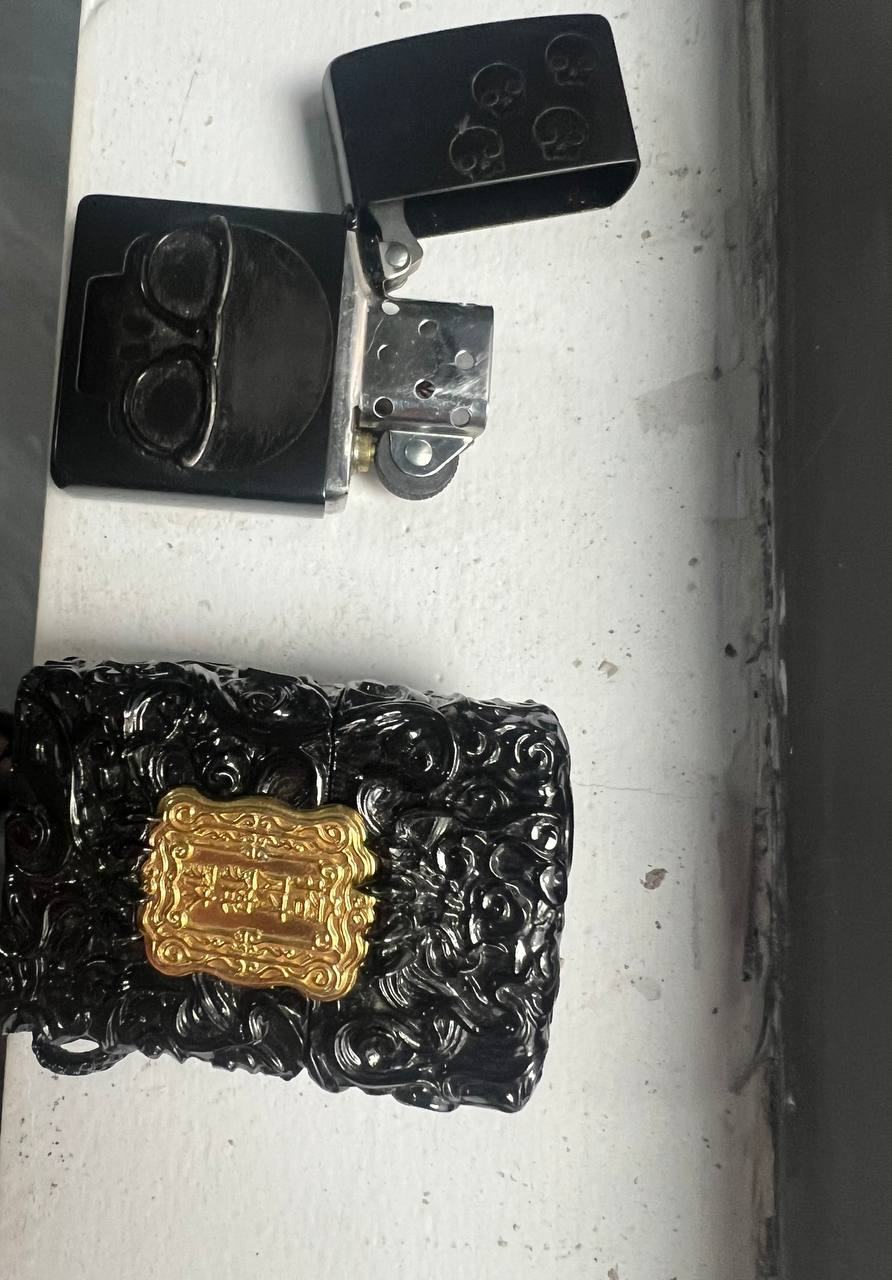 出售物品:Zippo打火机灵动貔貅招财 价 格:私聊详谈 商品类别:#生活闲置 位 置:#西港 …