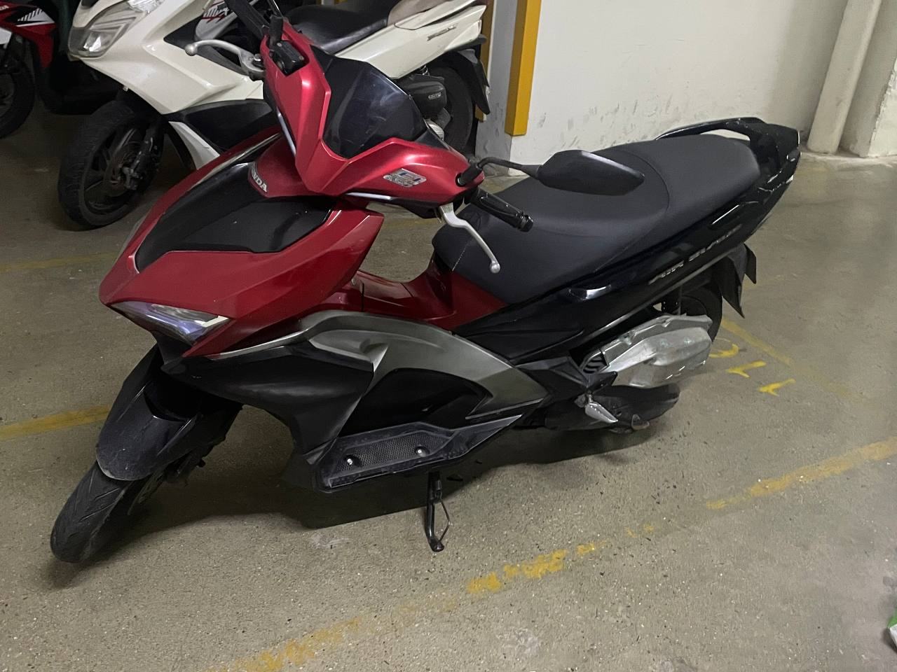 出售物品:摩托車 价 格:388 位 置:西港 海景苑 交易方式:自取 联系方式:@vii999…
