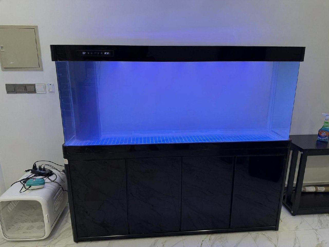 出售物品：180/60/50鱼缸，有兴趣私聊 价 格：私聊详谈 商品类别：#渔具户外 位 置：#…