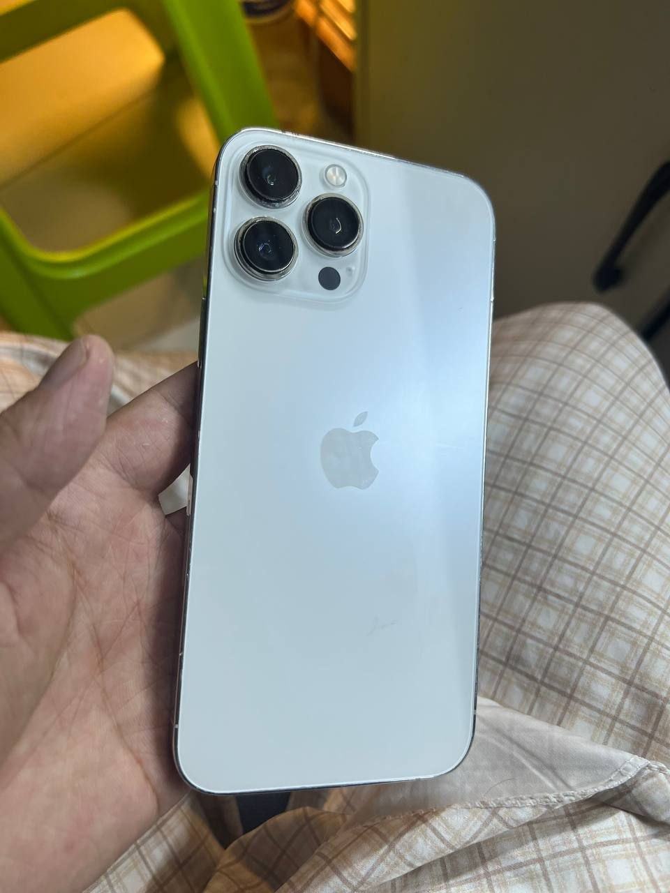出售物品: 13 pro max 128G 价 格:280 商品类别:换过屏幕、换的原装屏.换的…