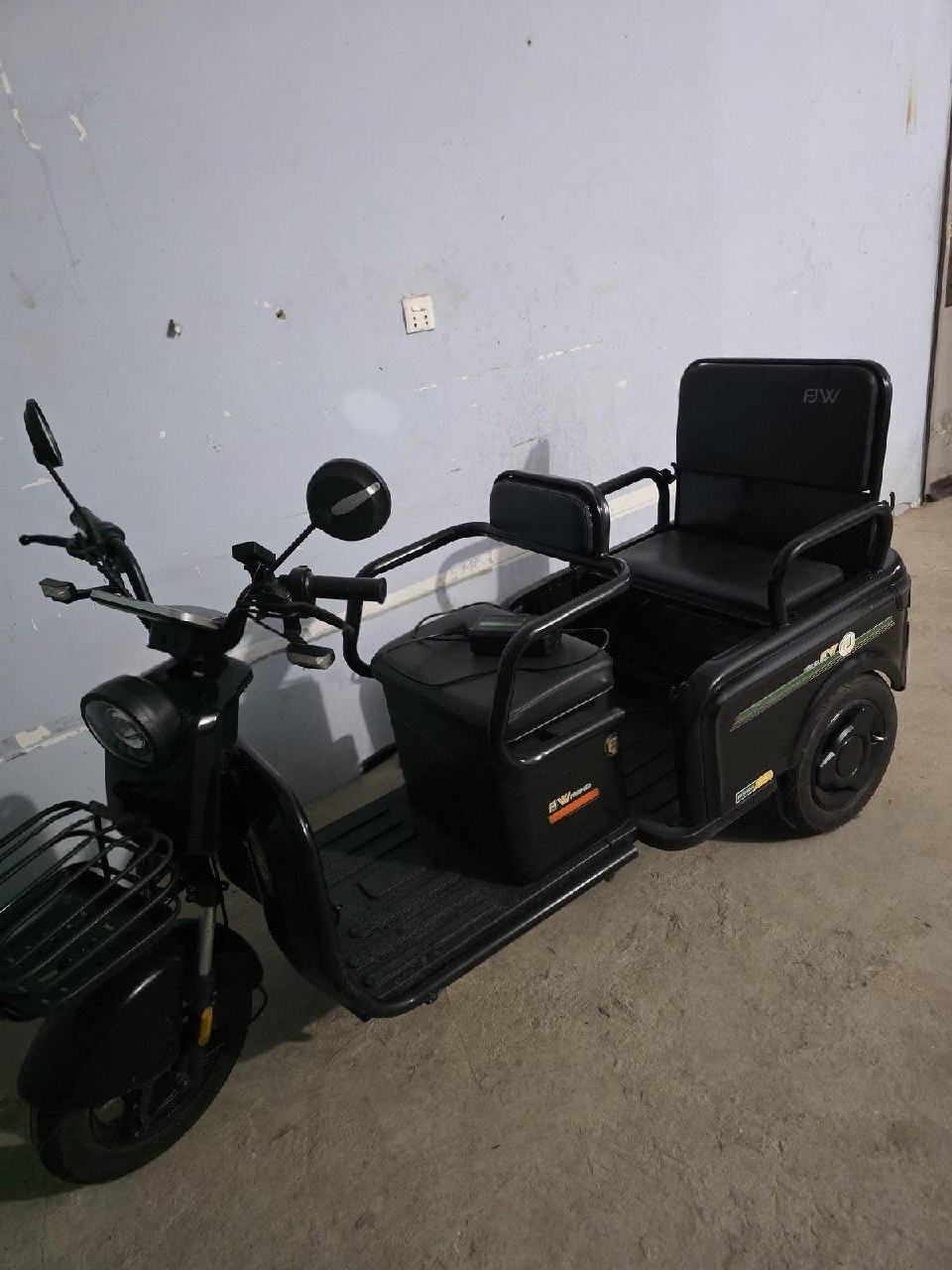 出售物品:电动三轮出售 价 格:480 商品类别:#汽车摩托 位 置:#金边 联系方式:@mot…