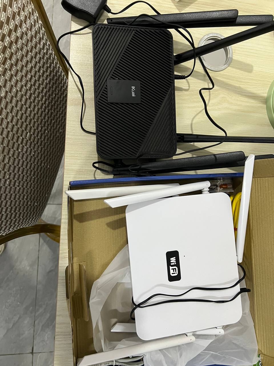 出售物品:家用WiFi,白色全新没使用,黑色只用2个月,打包便宜出 价 格:28 USD 商品类…
