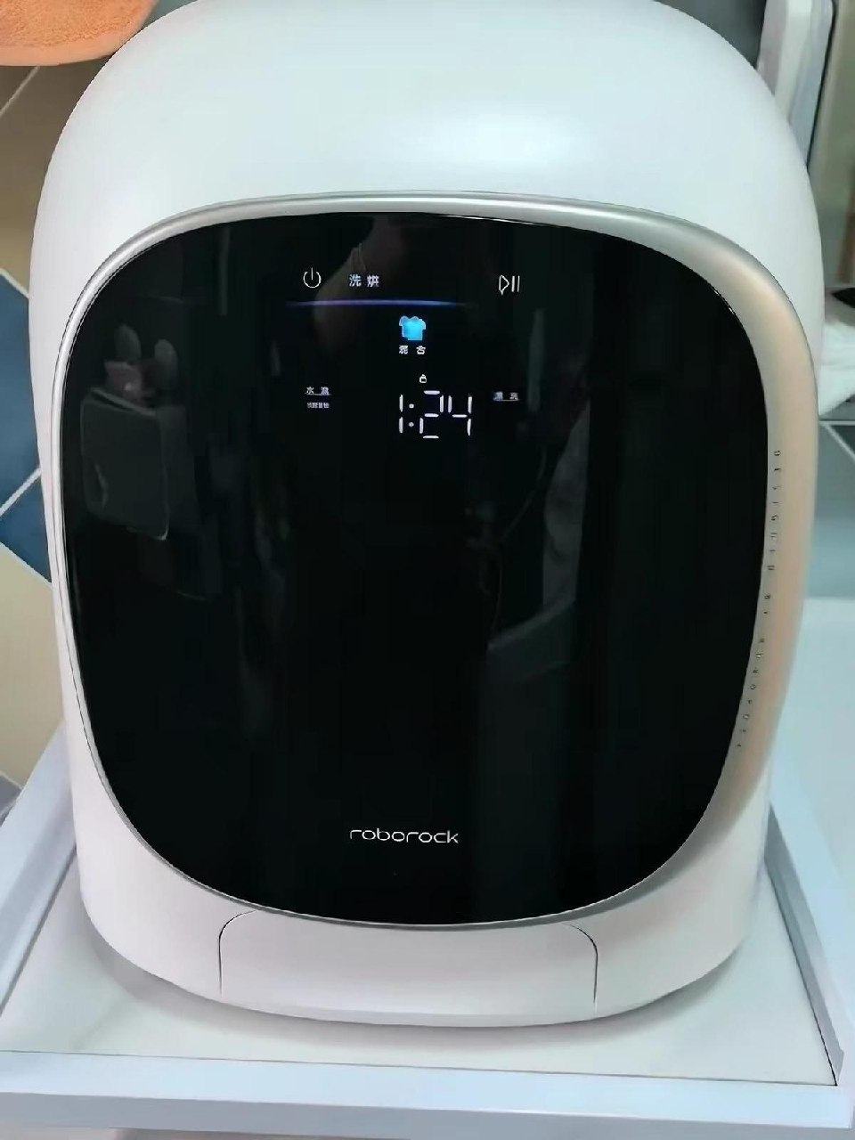 出售物品:内衣婴儿滚筒洗烘一体机 价 格:180 USD 商品类别:#家具家电 位 置:#西港 …