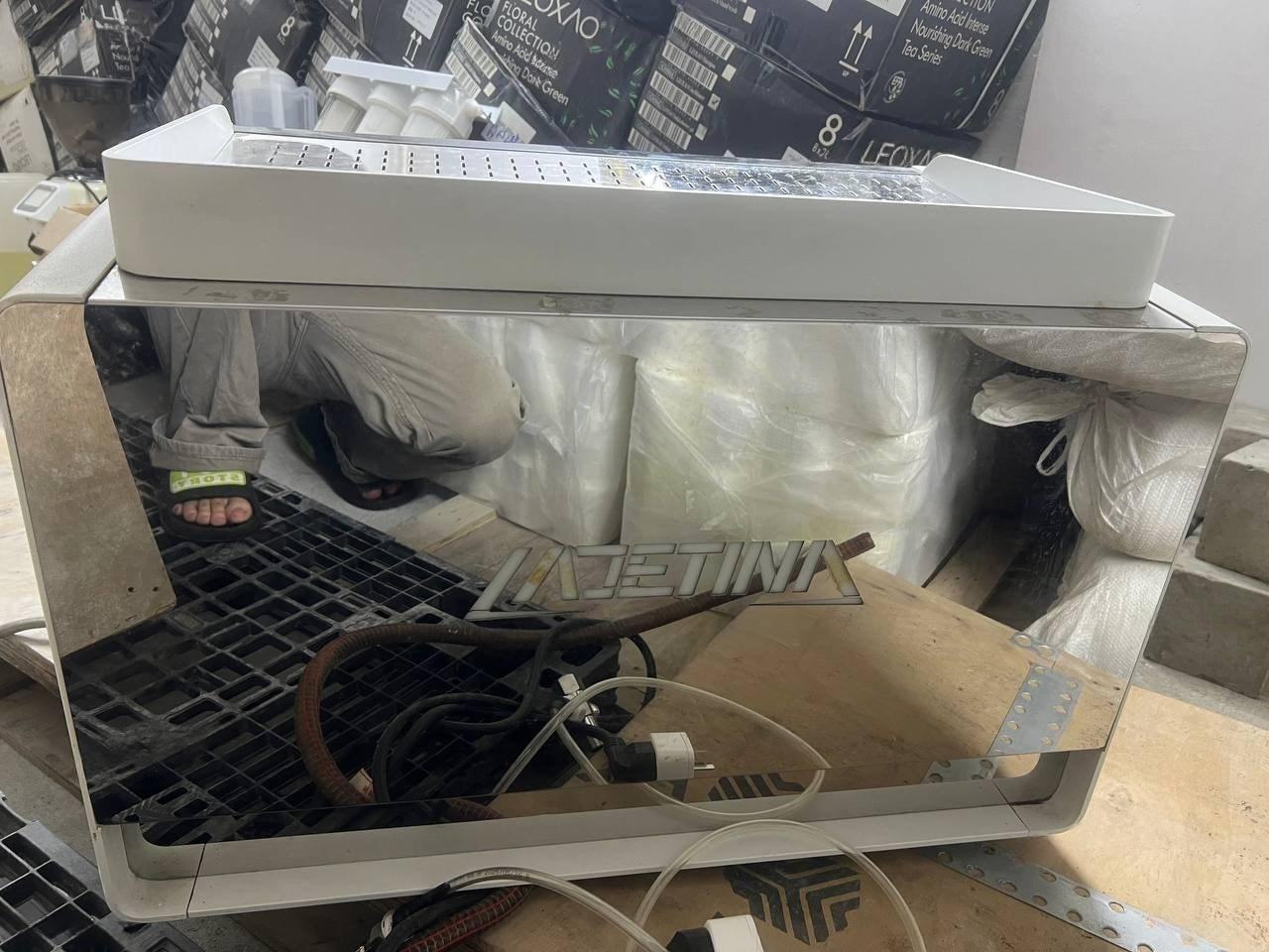 出售物品:半自动双头咖啡机 价 格:私聊…