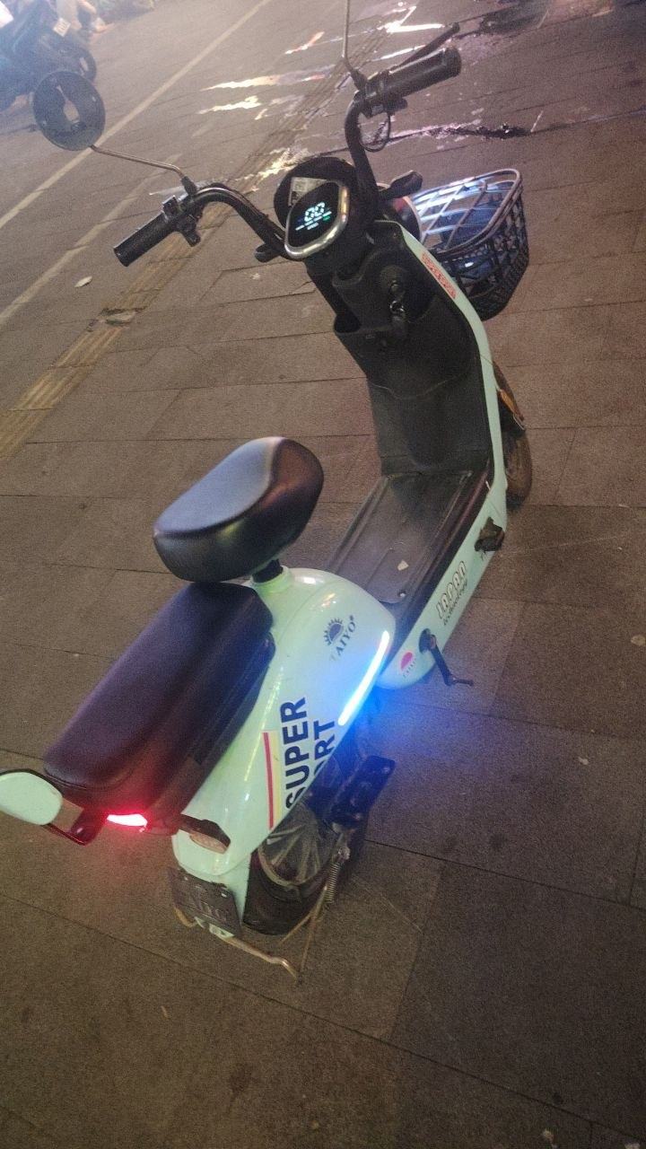 出售物品:电动单车(充电) 价 格:200$ 位 置:西港 联系方式:@ddx88611 交易方…