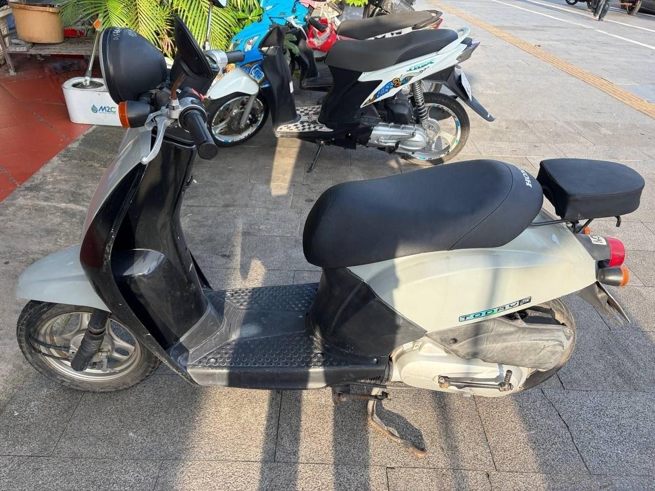 出售物品:本田小摩托车 价 格:285 …