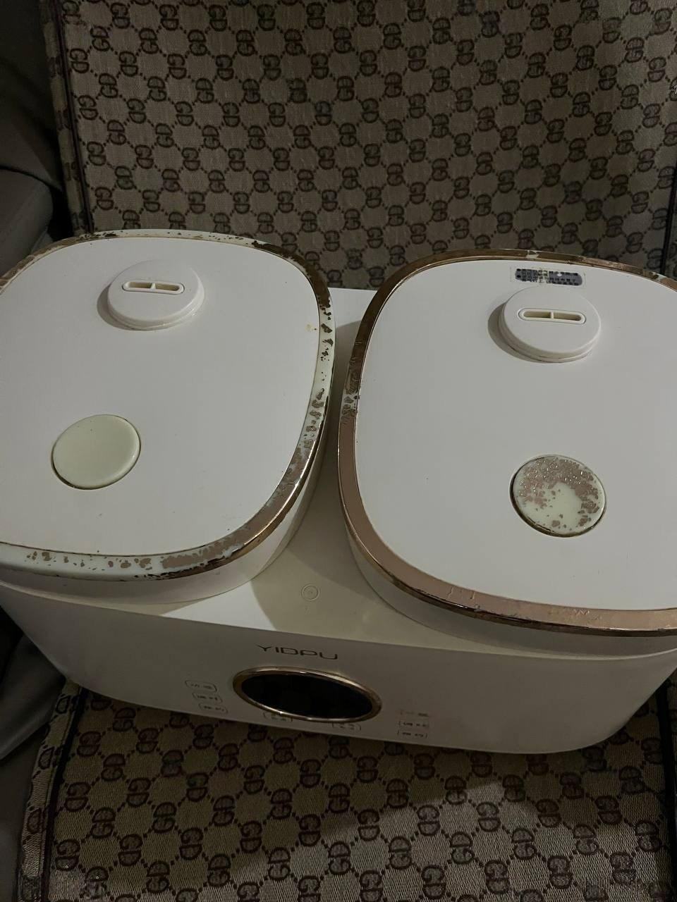 出售物品:朋友回国急处理 价 格:电饭锅…