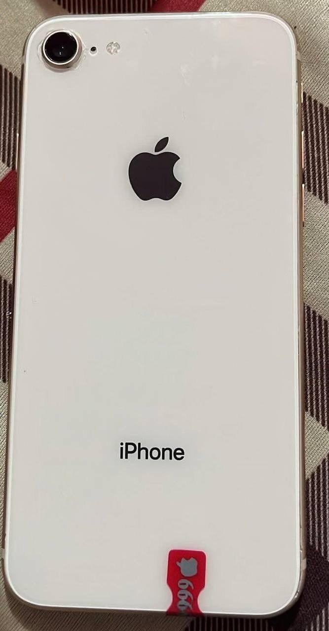 出售物品:iPhone 8 价 格:25…