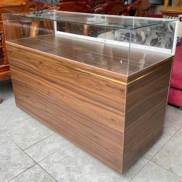 出售物品:全新展示柜 价 格:66 U …