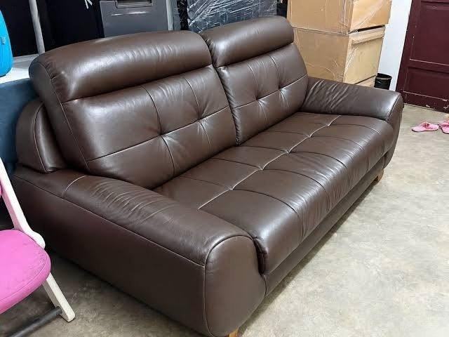 出售物品:高端沙发 价 格:88 USD…