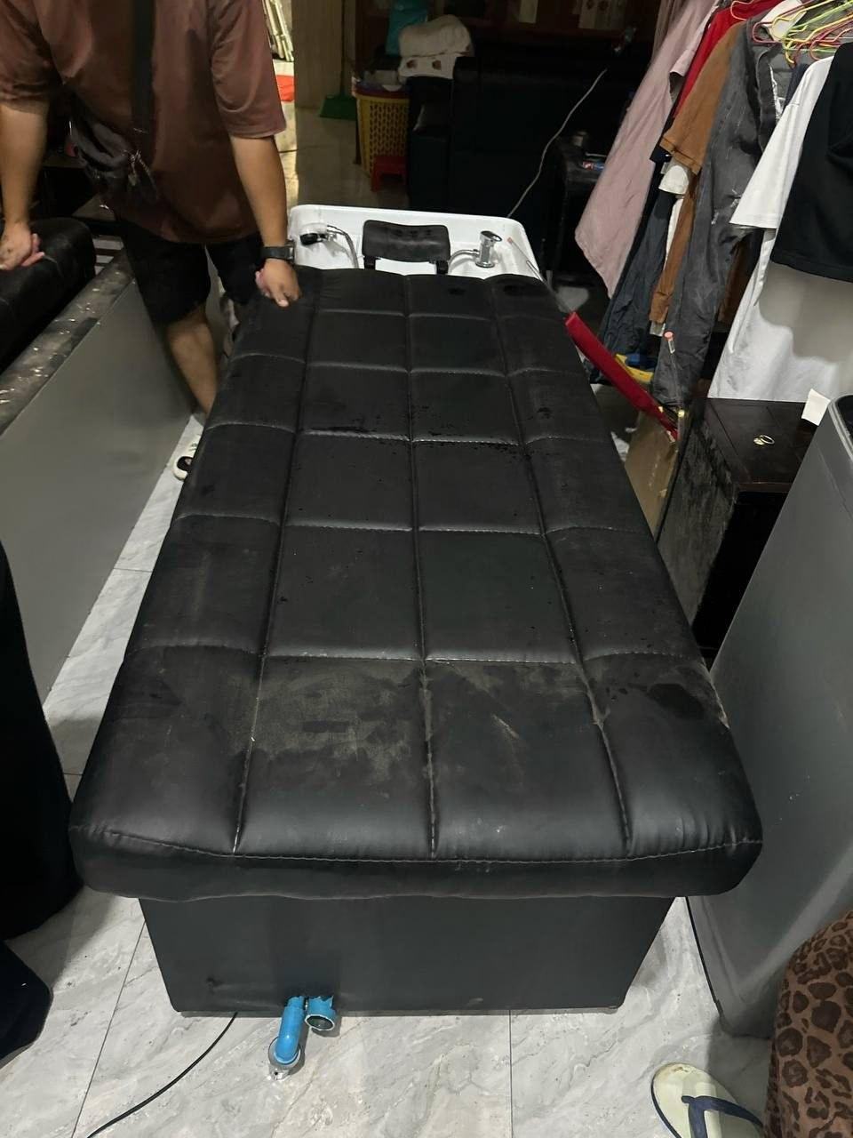 出售物品:洗头床98新 价 格:私聊详谈 商品类别:#手机数码 位 置:#波贝 联系方式:@zs…