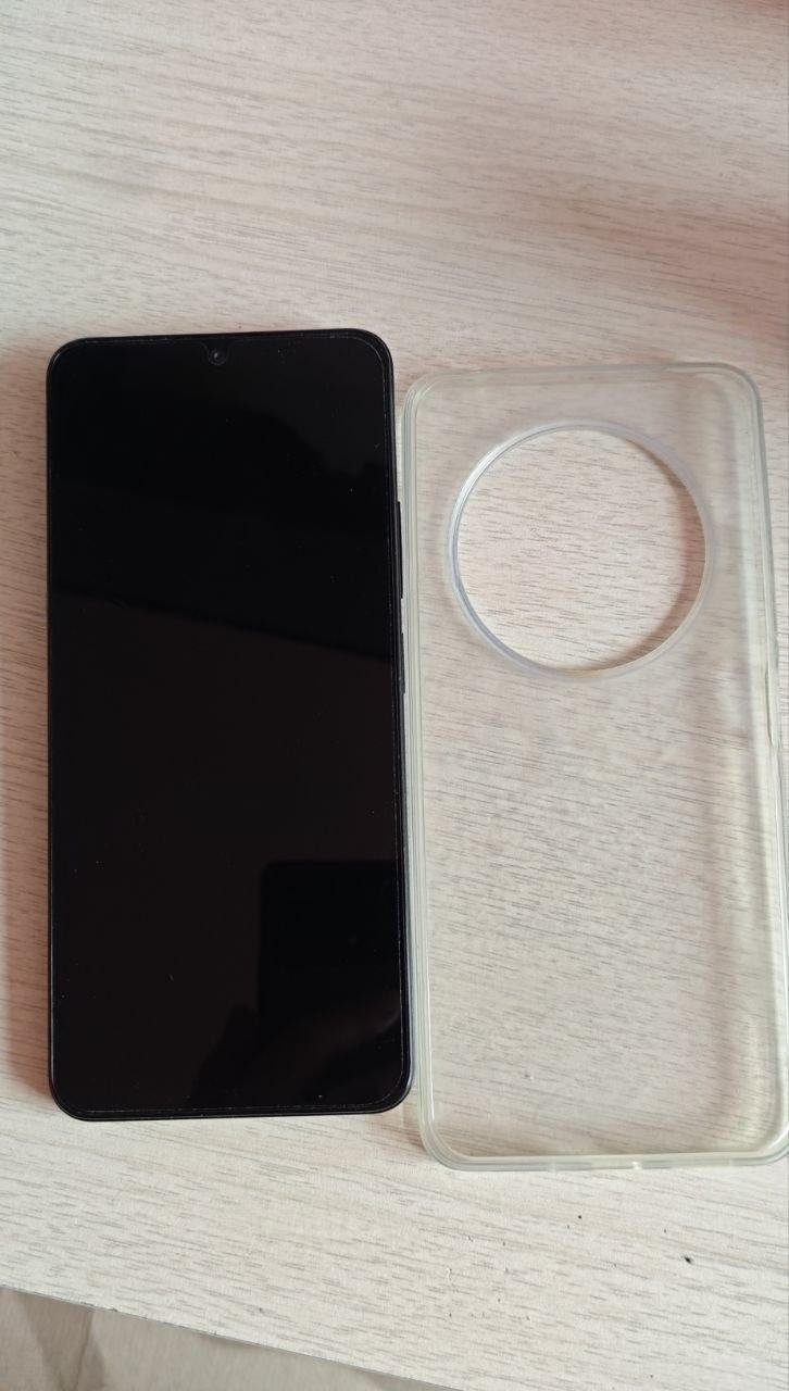 出售物品:红米14R 5G 价 格:50…