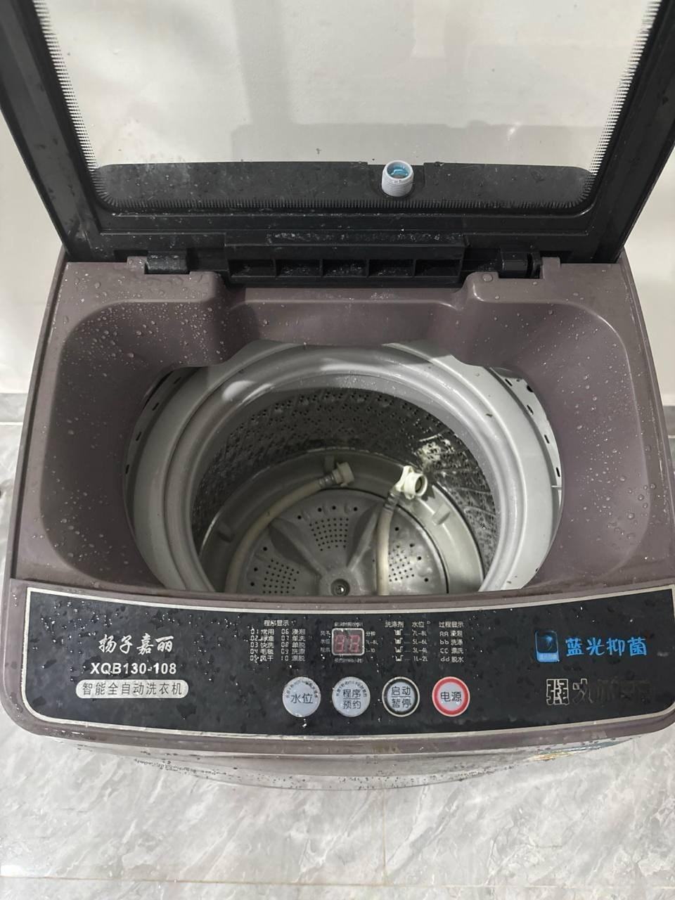 出售物品:杨子洗衣机 价 格:35 US…