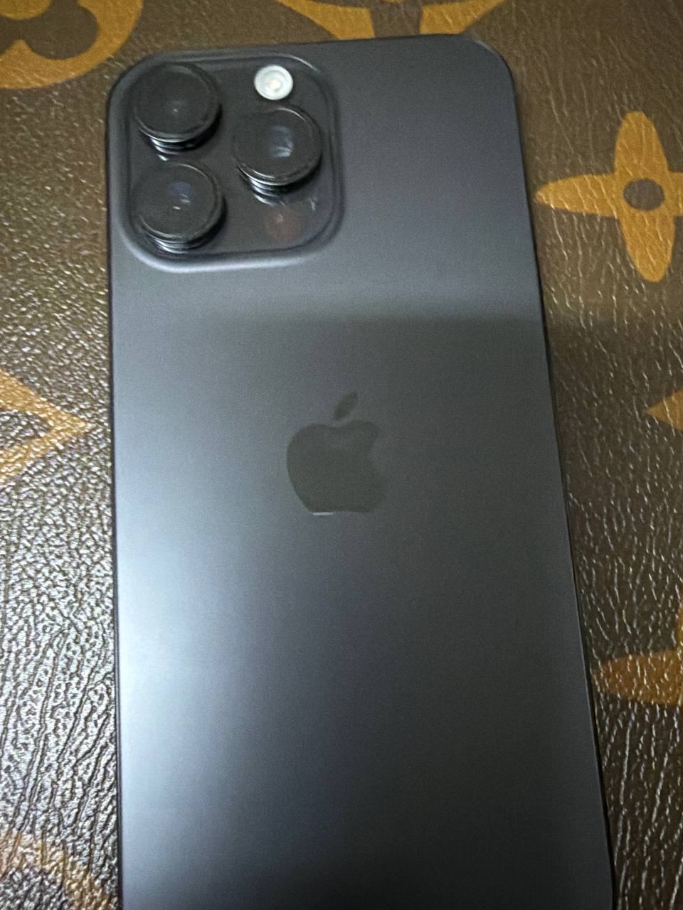 出售物品:16promax512g 价 格:800USD 位 置:#西港 联系方式:@Lucky…