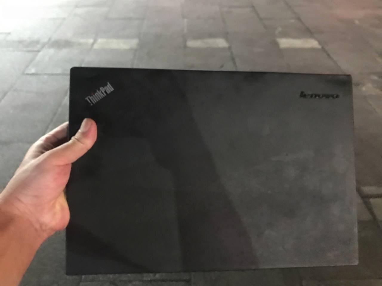 出售物品:Lenovo ThinkPad…