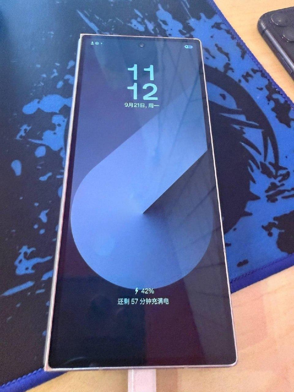 出售物品:三星z fold 6 价 格:700 USD 商品类别:#手机数码 位 置:#西港 联…