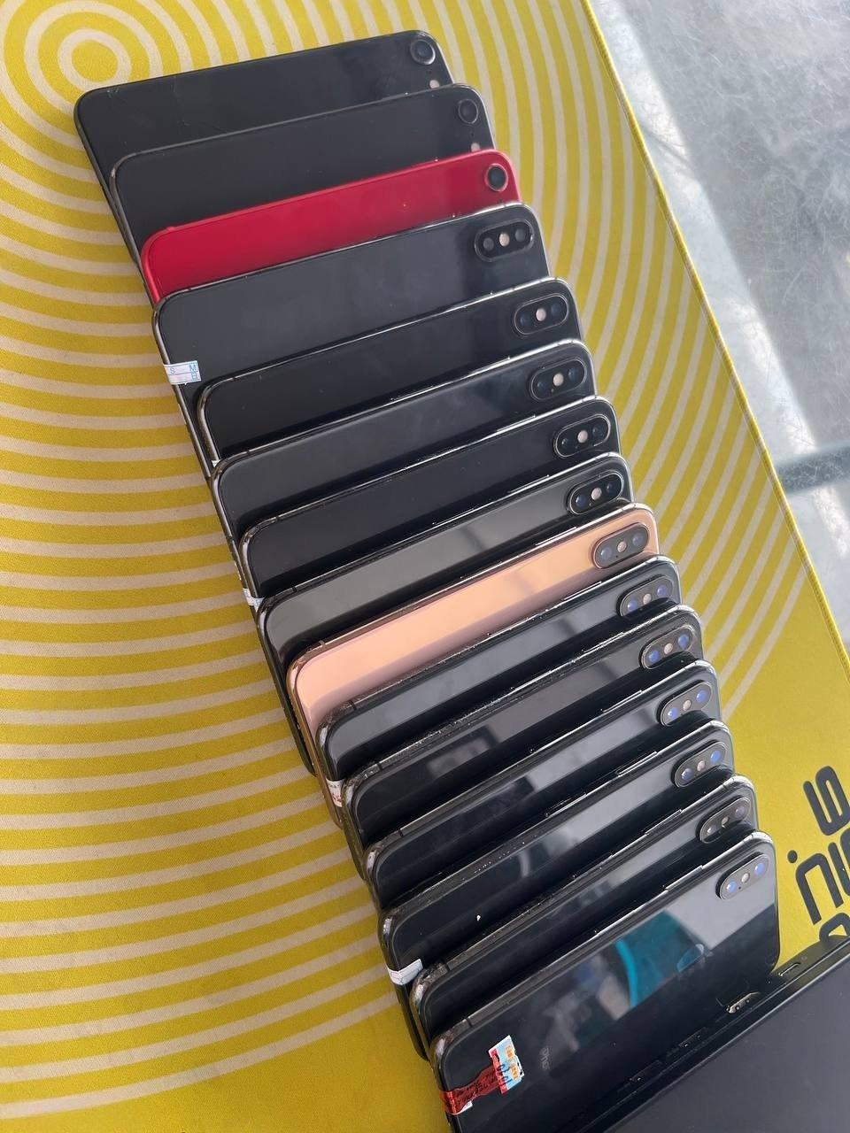 出售物品:iPhone X 12台 + iPhone 8 三台…