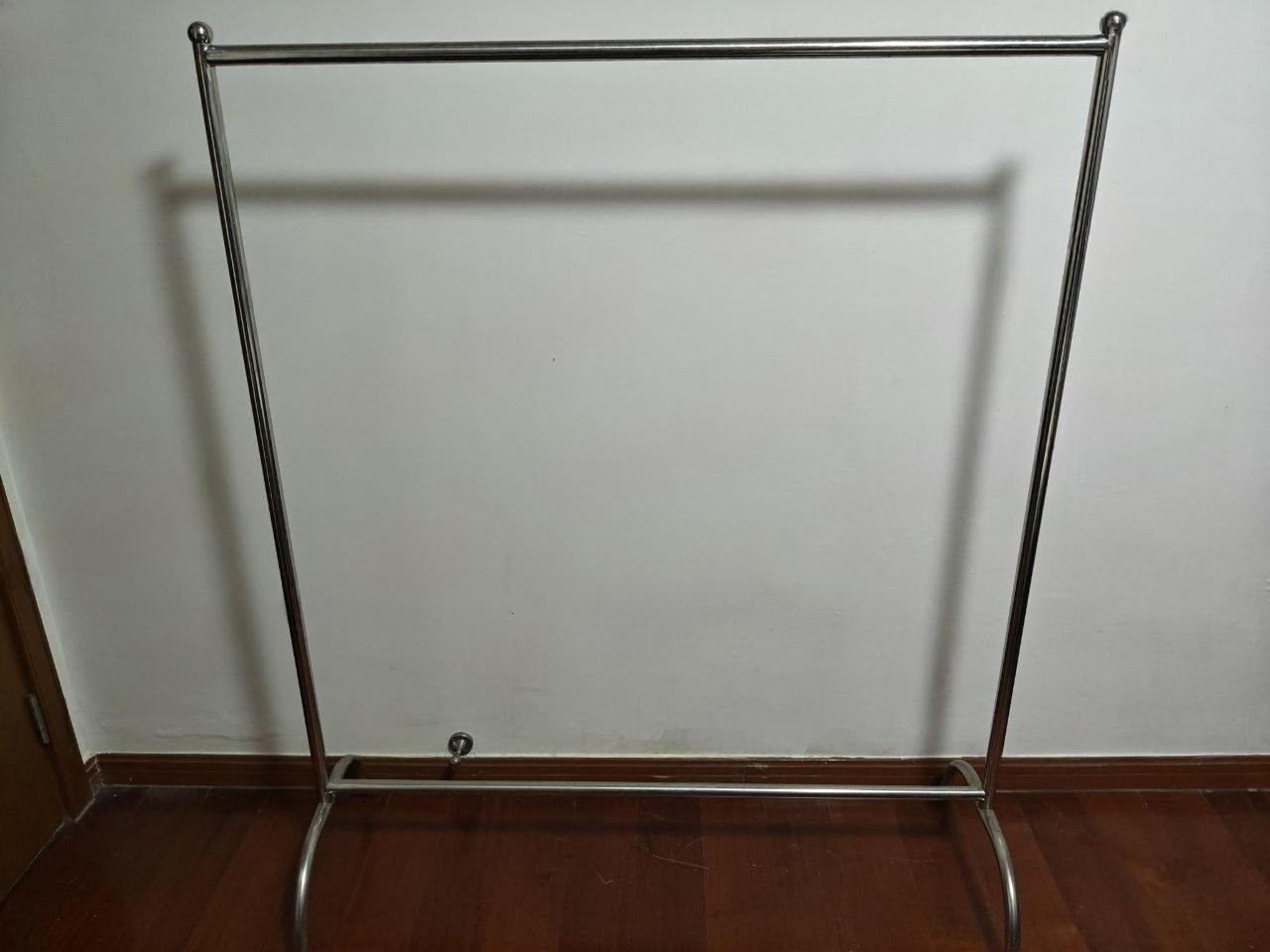 出售物品:不锈钢晒衣架 $10 价 格:私聊详谈 商品类别:#手机数码 位 置:#金边 金边粵泰…