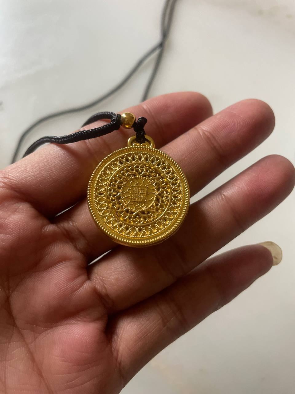 出售:吊坠 价格:私聊 位置:西港 交易方式:自取 联系方式:@qingqing_5 物品介绍:…