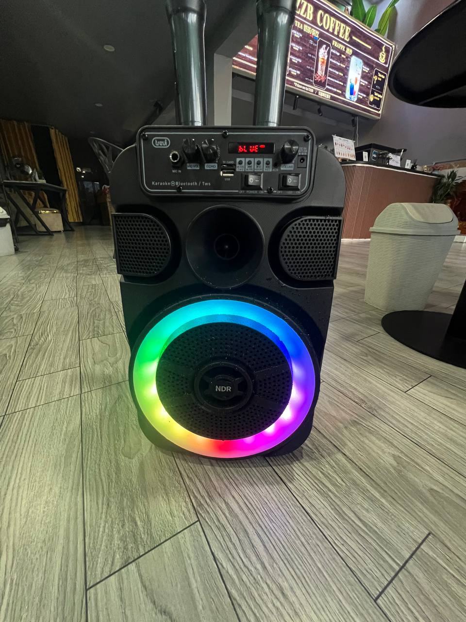 出售物品:户外大音响(全新) 价 格:20$/套 商品类别:#家具 位 置:#金边 3号路 联系…