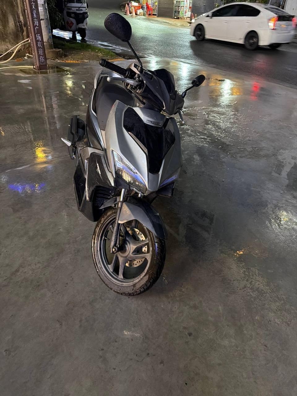 出售物品:本田弯刀4代 125cc 价 …