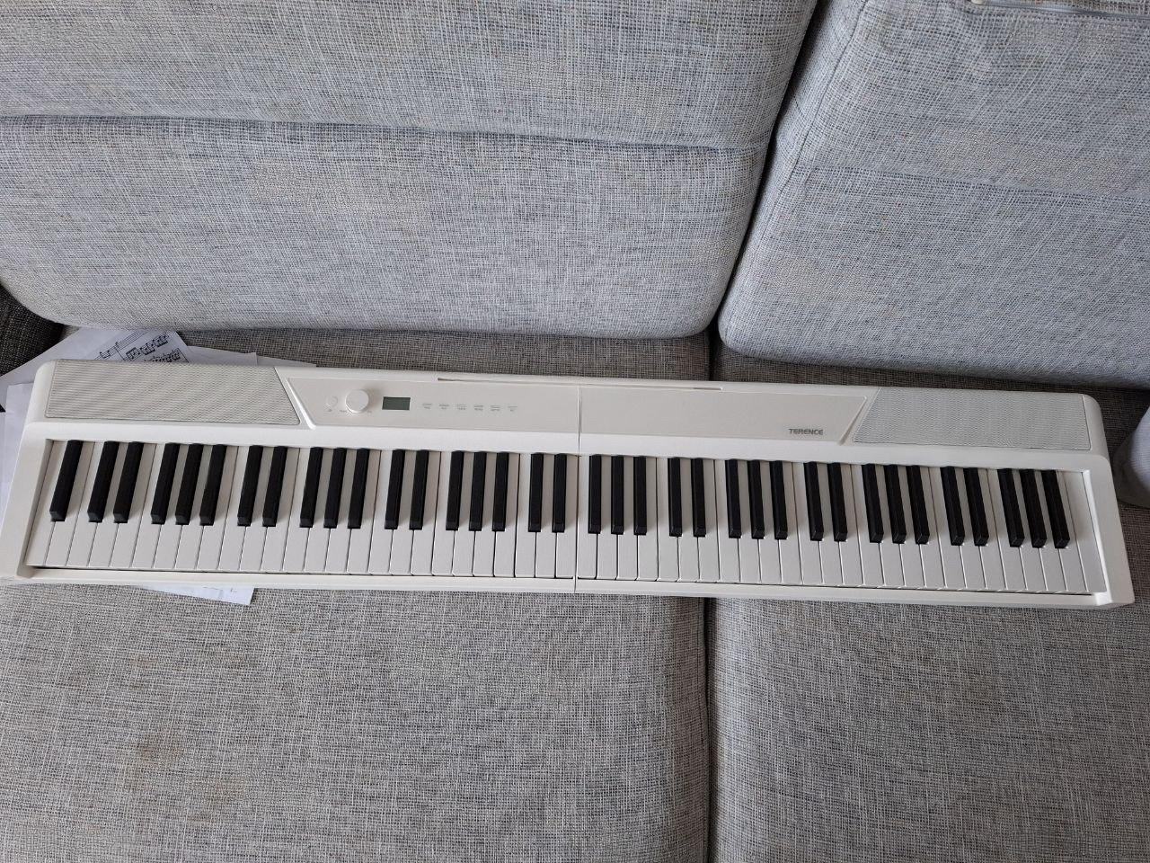 出售物品:电子琴 价 格:150 商品类…