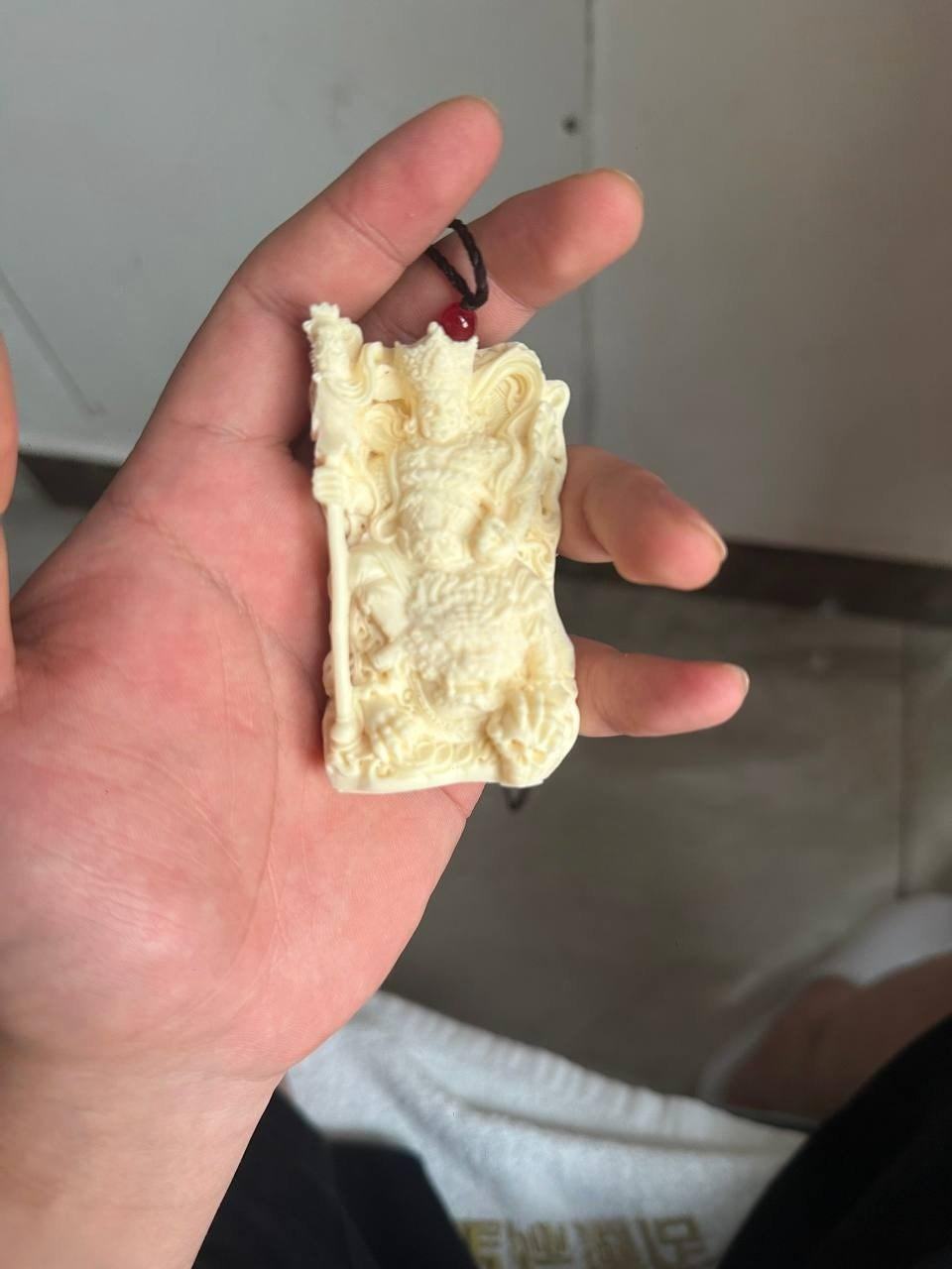 出售物品:项链财宝天王 价 格:30 商…