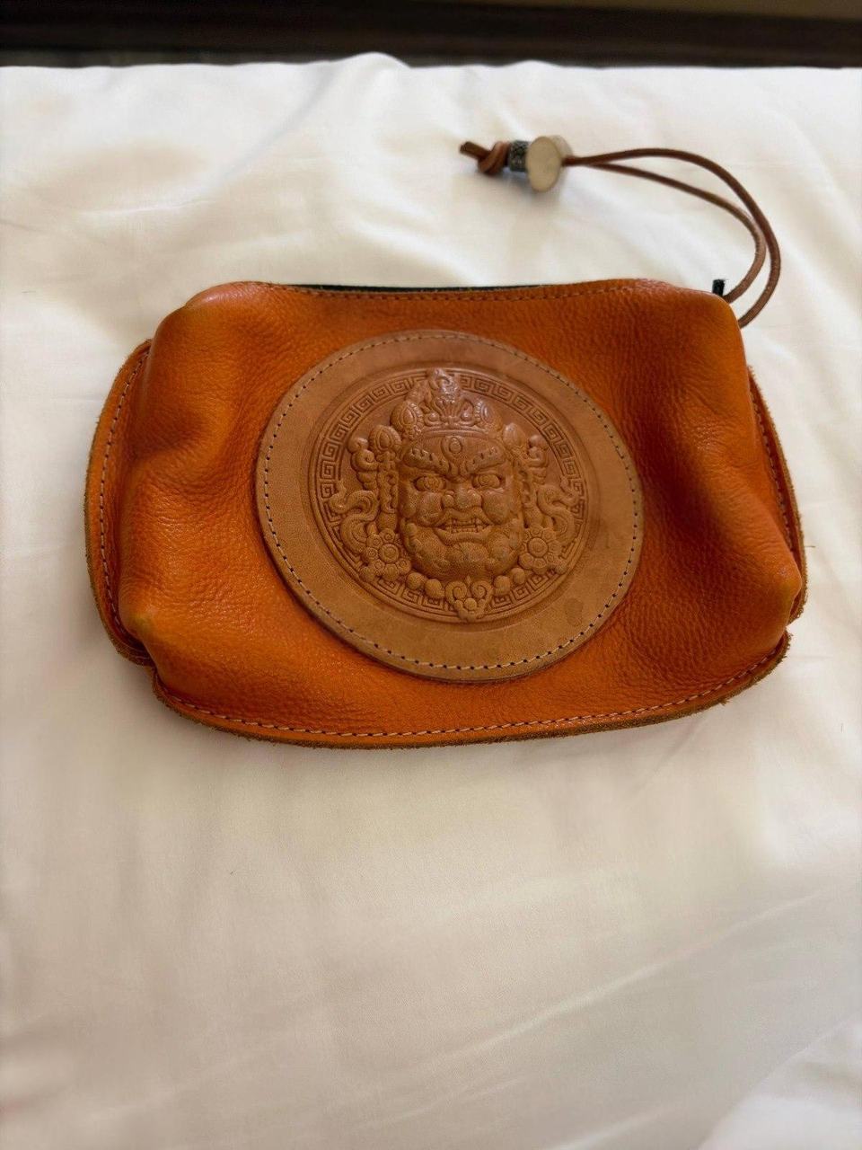 出售物品:文玩包 价 格:30 U 商品…