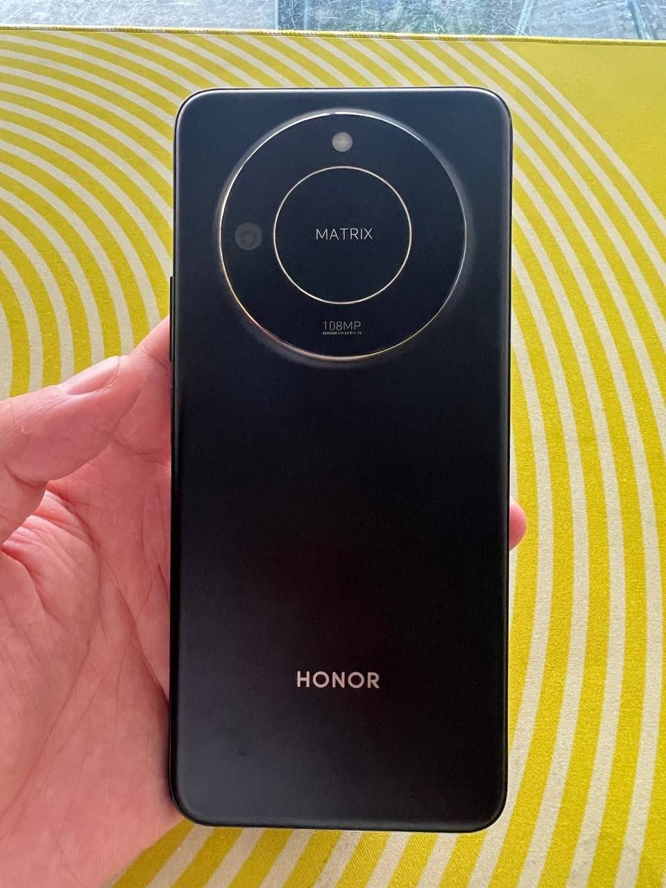 出售物品: 华为荣耀X60 价 格:100不讲价 商品类别: 位 置:#星际赌场附近 联系方式:…