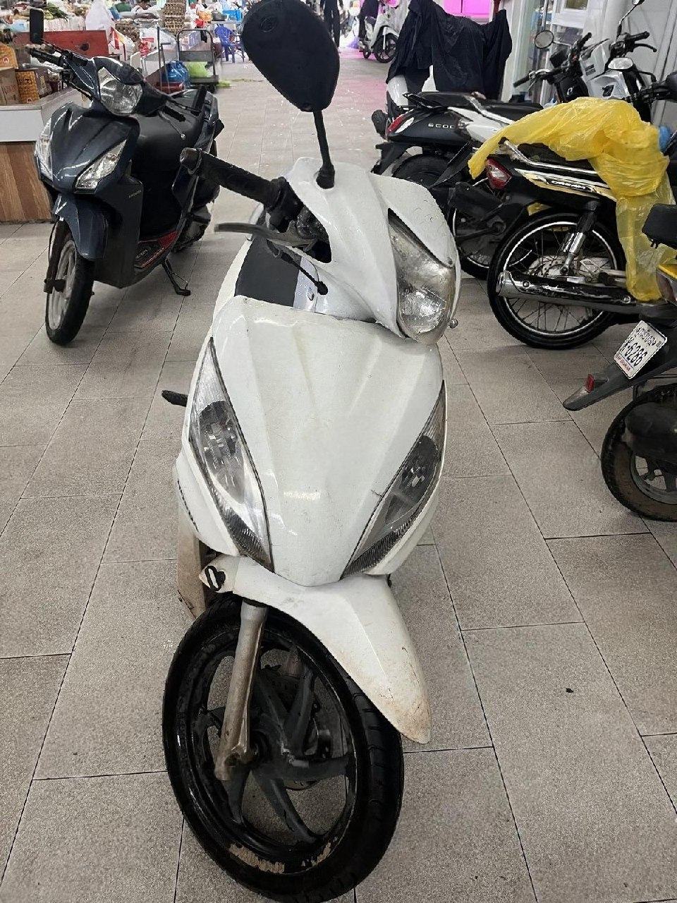 出售物品:本田摩托车 价 格:328 USD 商品类别:#汽车摩托 位 置:#西港 联系方式:@…